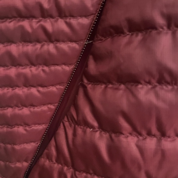 Eddie Bauer Women's MicroTherm 2.0 Down Hooded Jacket Cabernet XL - Picture 5 of 8